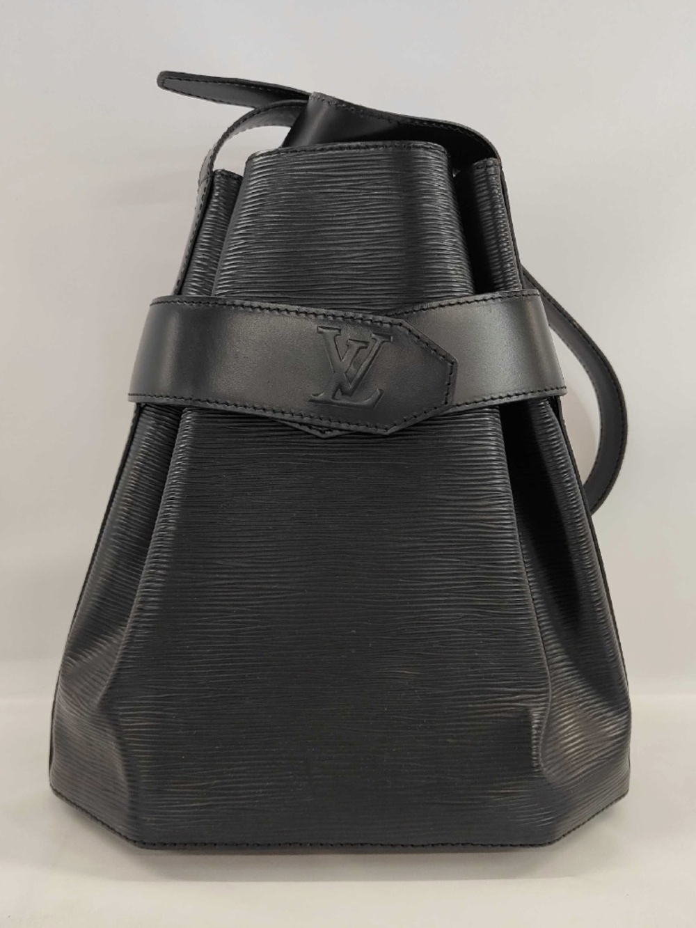 Louis Vuitton Vintage Black Epi Leather Sac d’Epaule Shoulder Bucket Bag